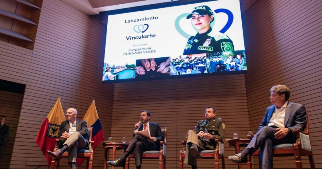 Programa Vincularte apoyará capacitación de 500 nuevos policías en Bogotá
