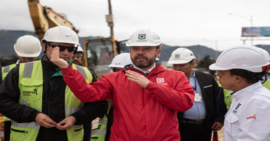 Alcalde Galán verificó obras del puente de avenida Suba con calle 100