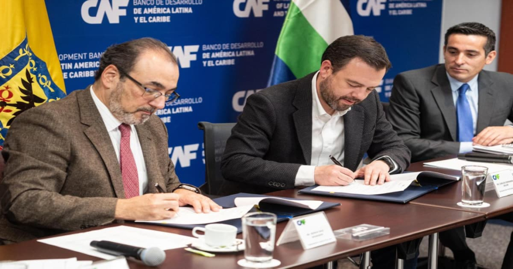 Bogotá y CAF firman Memorando para cooperación internacional 