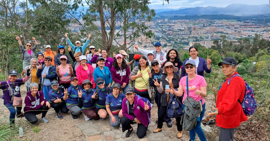 Clases gratuitas de actividad física para empoderar a las mujeres en Bogotá