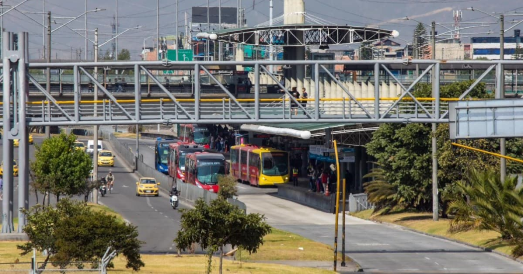 Paro de taxistas en Bogotá: Afectaciones en servicios de TransMilenio 
