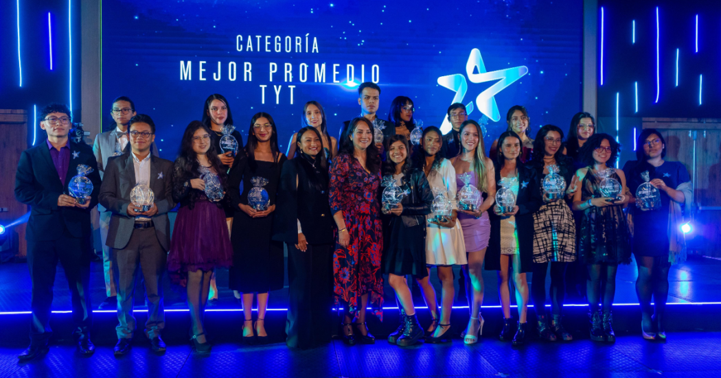 Premios Jóvenes a la E 2024 reconoció los mejores estudiantes Bogotá