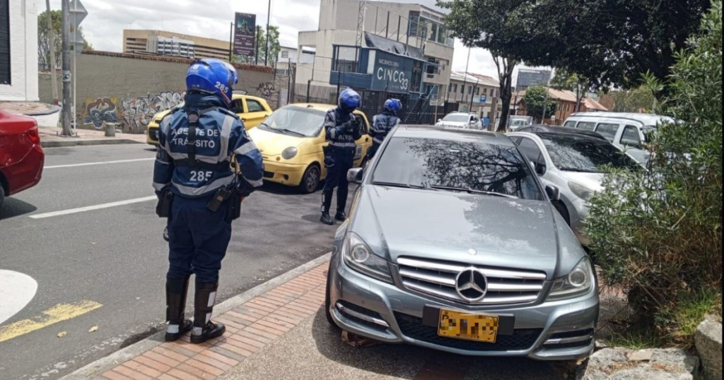 Movilidad en Bogotá: vehículos inmovilizados por mal parqueo durante 2024