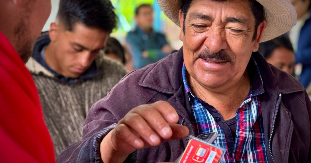 Alcaldía Sumapaz entregó SIM cards a familias de distintas veredas 