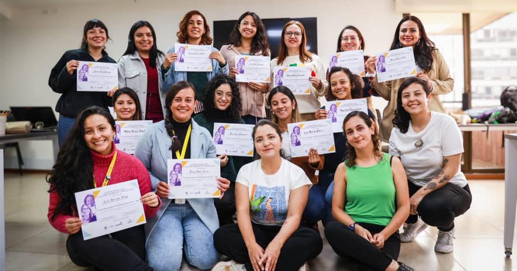 Escuela Mujeres para la Paz Un compromiso con la construcción de la paz