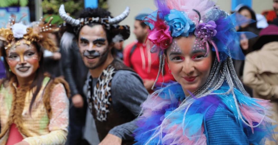 Navidad en Bogotá 2024 recorrido desfile navideño Día de Velitas 