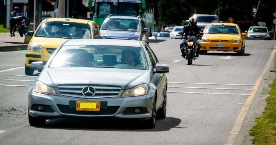 Pico y placa en Bogotá viernes 27 de diciembre 2024 particulares taxis