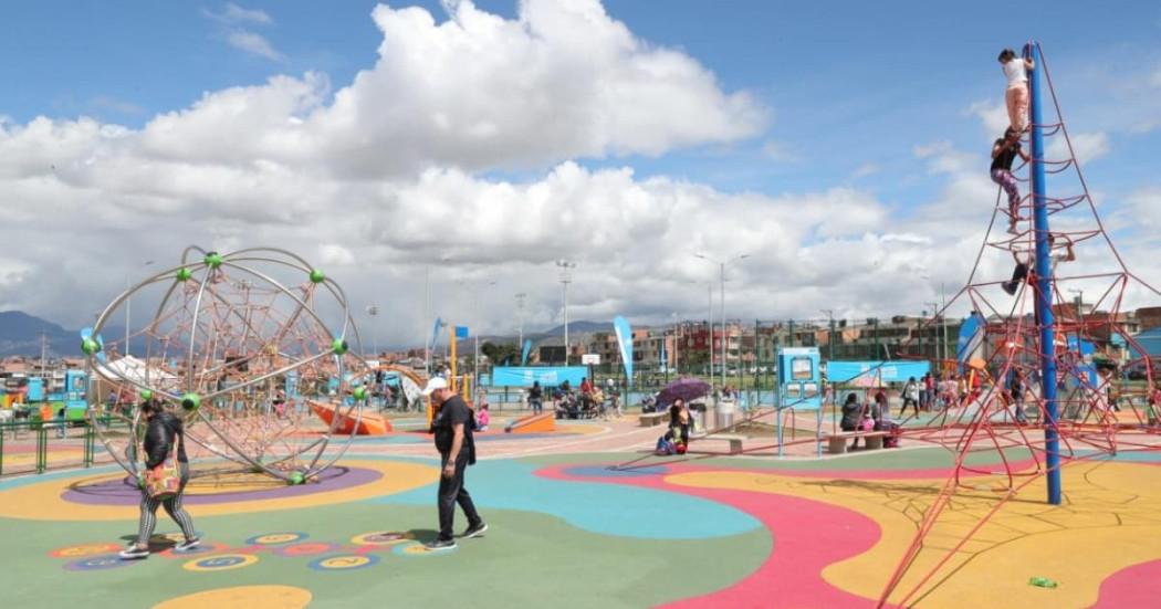 Racionamiento de agua en Bogotá viernes 13 diciembre cierre parques