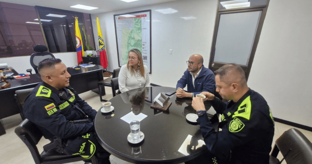 Llega el teniente coronel Óscar Rodríguez a localidad de Chapinero