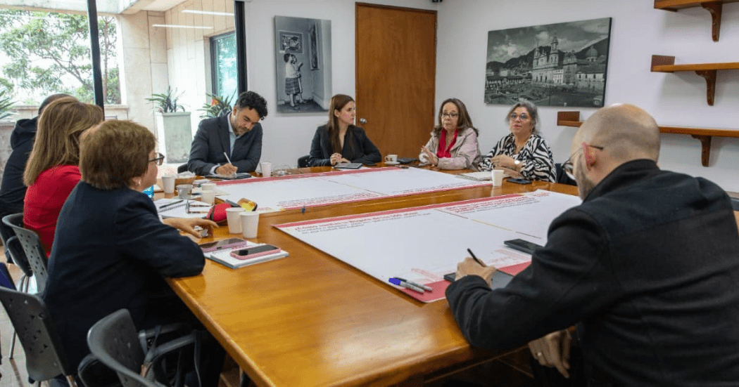 Miguel Silva se reunió con antecesores para construir la Bogotá del futuro
