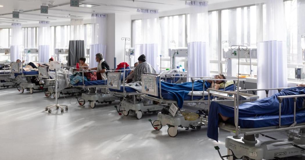 Bogotá declara alerta amarilla hospitalaria por congestión urgencias mayo 2025