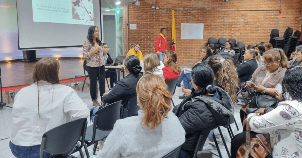 Capacitación en Bogotá para mejorar la atención a primera infancia