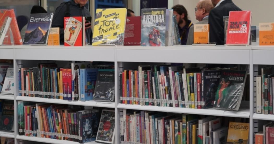 Cómo devolver libros prestados de bibliotecas públicas de Bogotá 2025