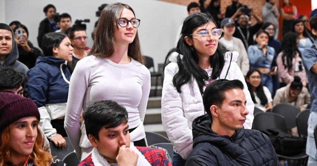 Convocatoria abierta para jóvenes en Bogotá con interés en tecnología