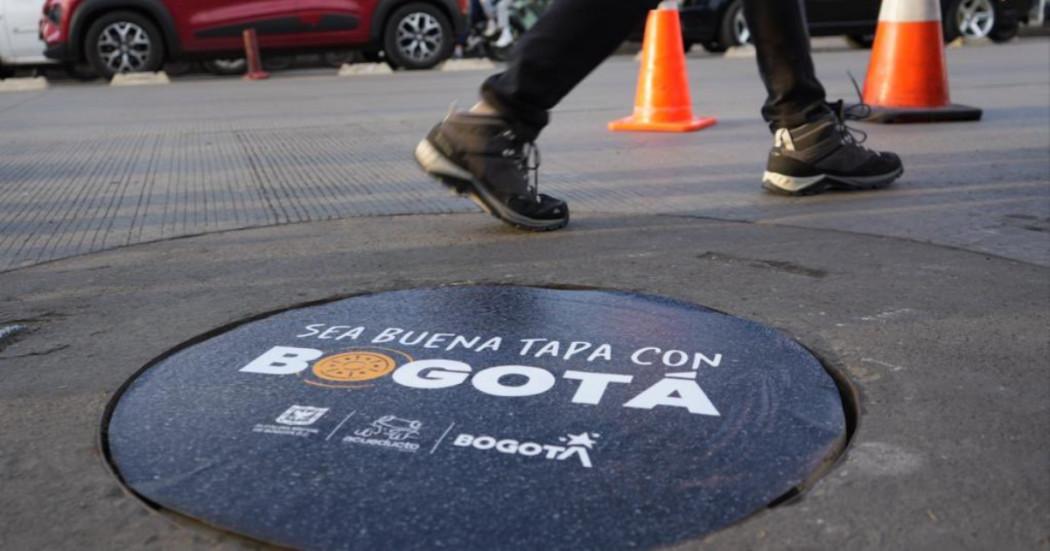 Líneas para reportar falta de tapas de alcantarillado en Bogotá 2025