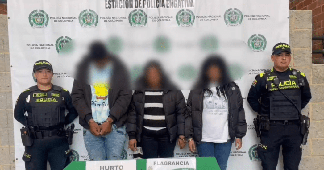 Policía de Bogotá frustra hurto en supermercados de Engativá