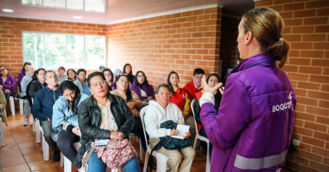 Prevención violencia contra mujeres en conjuntos residenciales Bogotá
