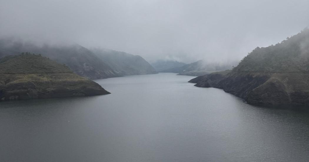 Racionamiento de agua en Bogotá nivel de embalses en junio 2025 