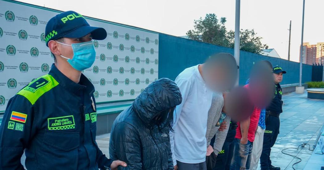 Cayeron tres bandas de microtráfico en Bogotá: escondían armas y drogas
