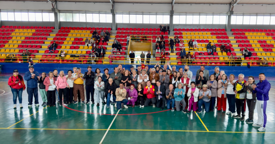 Pensionados de Suba vivieron jornada de bienestar con FONCEP
