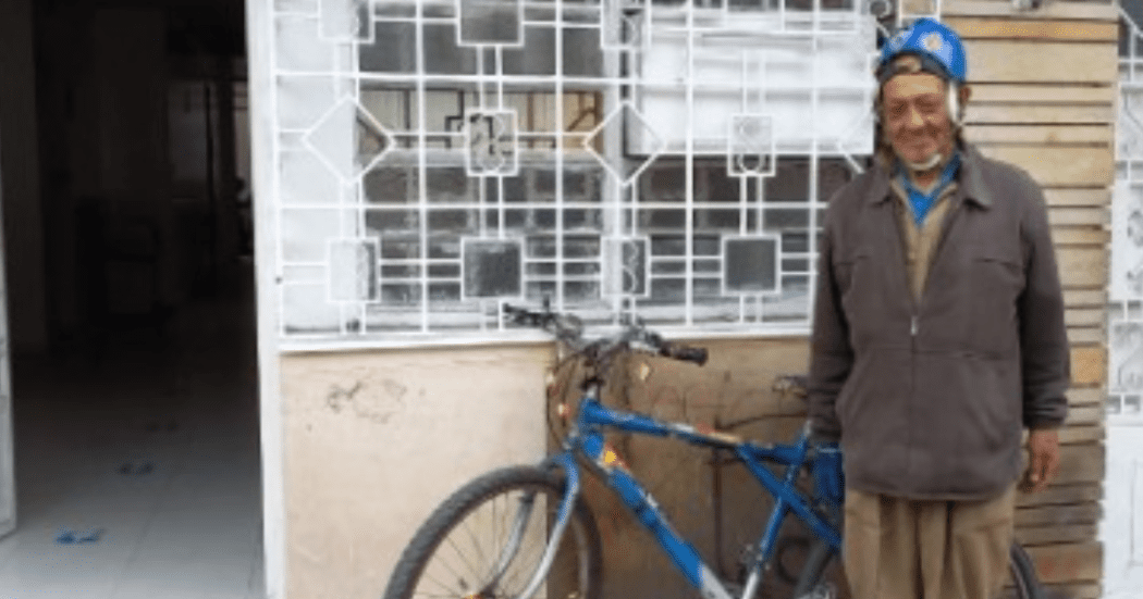 Bicicleta forma de transportarse hacia los comedores comunitarios