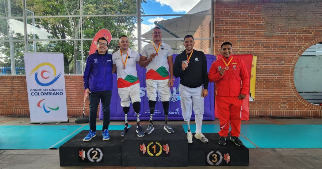 Bogotá vivió jornada victoriosa con atletas en Interligas de Esgrima