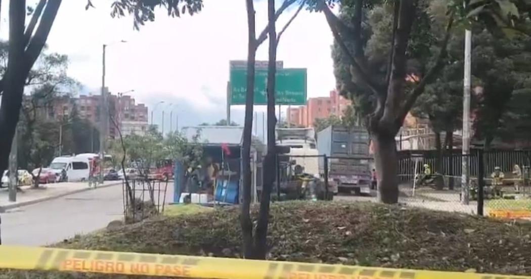 Cierre carrera 70 con av. La Esperanza Bogotá por limpieza de calzada