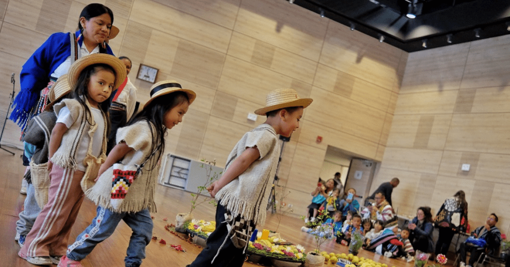 Encuentro de primera infancia indígena en Bogotá dejó baile y sonrisas