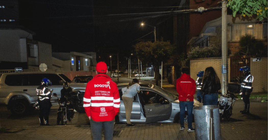 35 multas en operativo de espacio público en Usaquén norte de Bogote