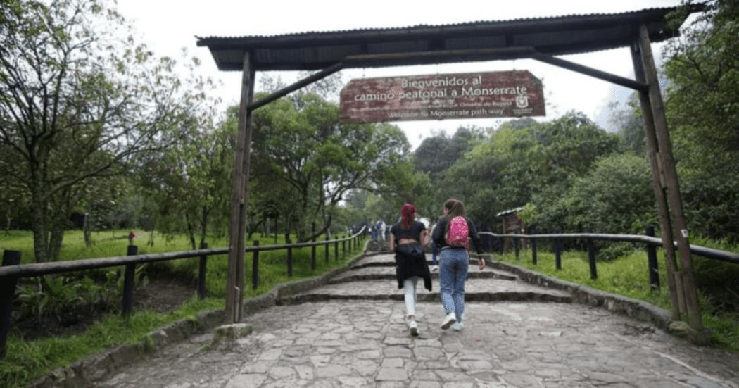Planes en Bogotá sube a Monserrate Bogotá jueves 7 de agosto 2025
