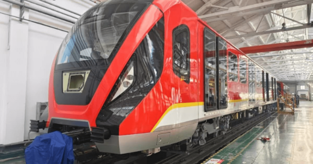 Viaje barco desde China hasta Cartagena primer tren del Metro Bogotá
