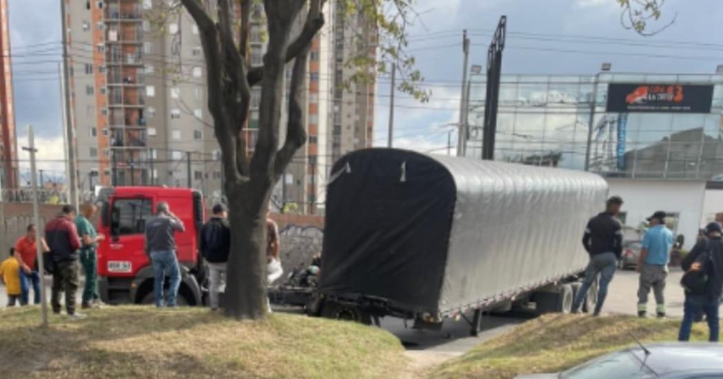 Vías en Bogotá y rutas de TransMilenio viernes 22 de agosto de 2025