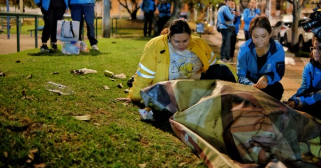 En Bogotá se atiende a habitantes de calle con servicios médicos