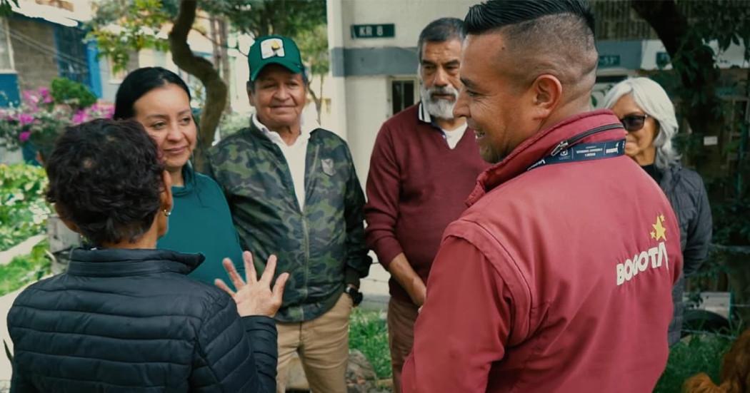 Conoce a Óscar Pinzón que trabaja en convivencia y seguridad en Bogotá