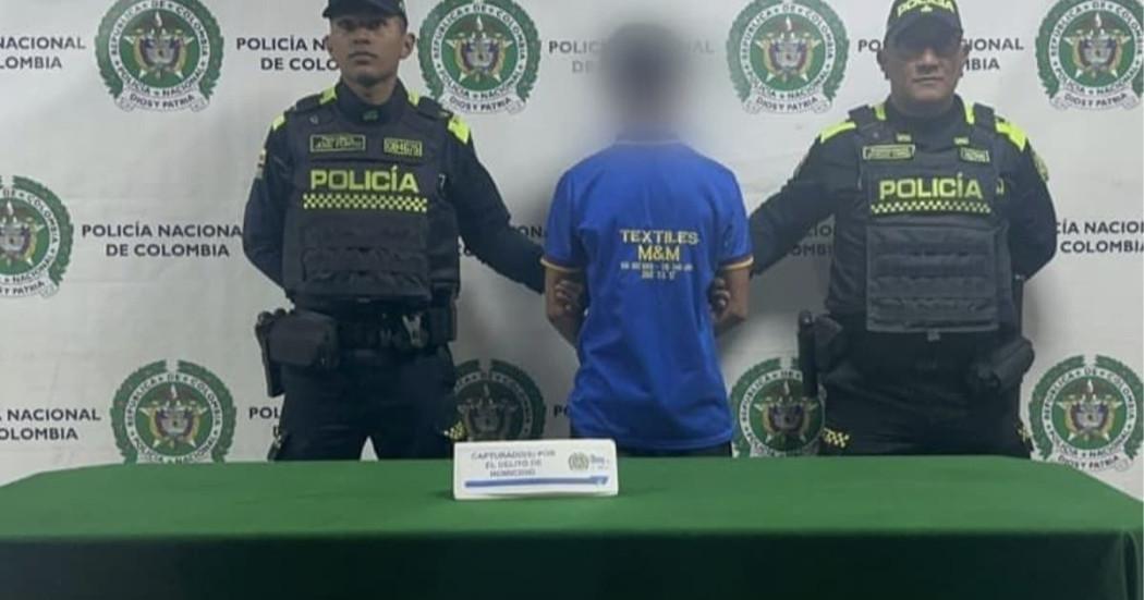 Foto de un adolescente aprehendido tras quitarle la vida en medio de una riña a un hombre en Bogotá