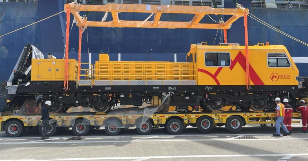  Arribaron a Cartagena vehículos auxiliares que apoyarán construcción del Metro