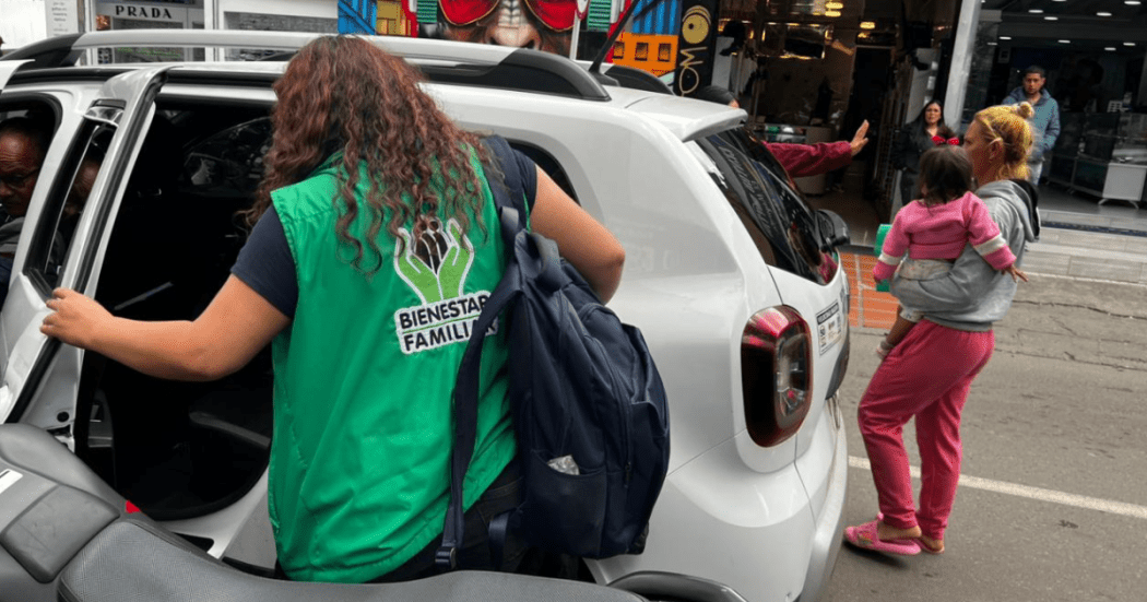 Foto de una operaria del Bienestar Familiar 