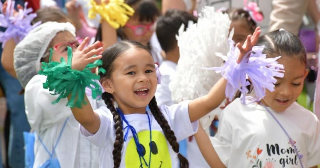 Imagen de una de las niñas beneficiarias de los servicios del Centro Amar en Bogotá