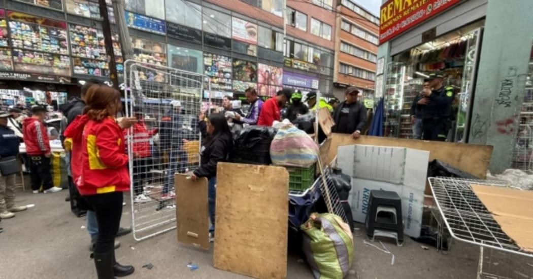 Operativo en San Victornino Bogotá deja 2 detenidos y 40 armas blancas