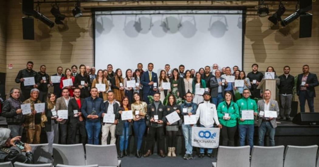 Foto de reconocimientos a personas en el marco de la XIX Semana de la Seguridad Vial