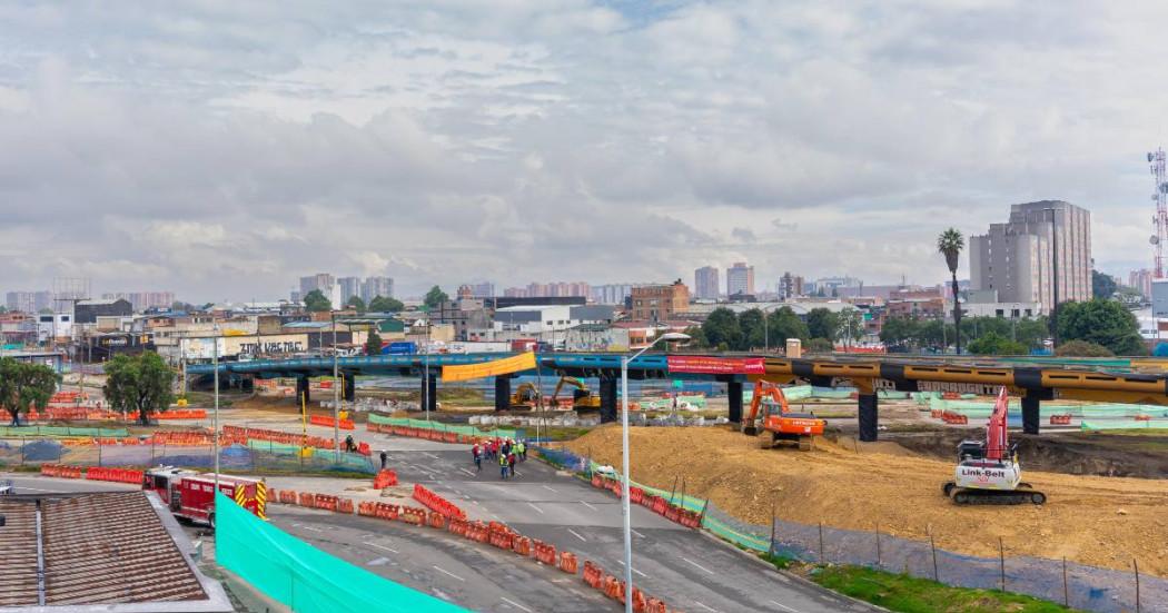 Foto de puentes de la intersección de Puente Aranda antes de la impliosión