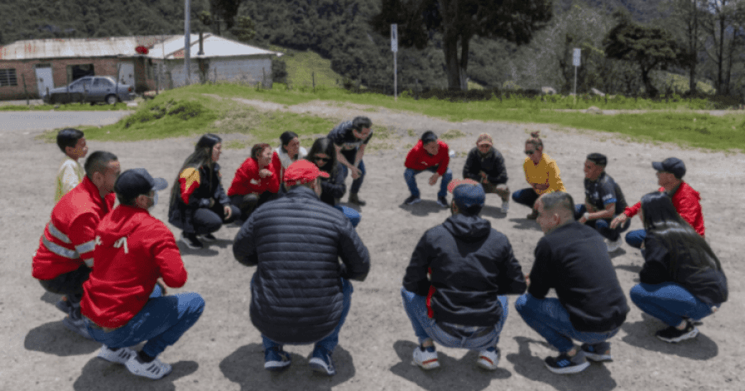 Imágen de personas en una actividad de Recreolab