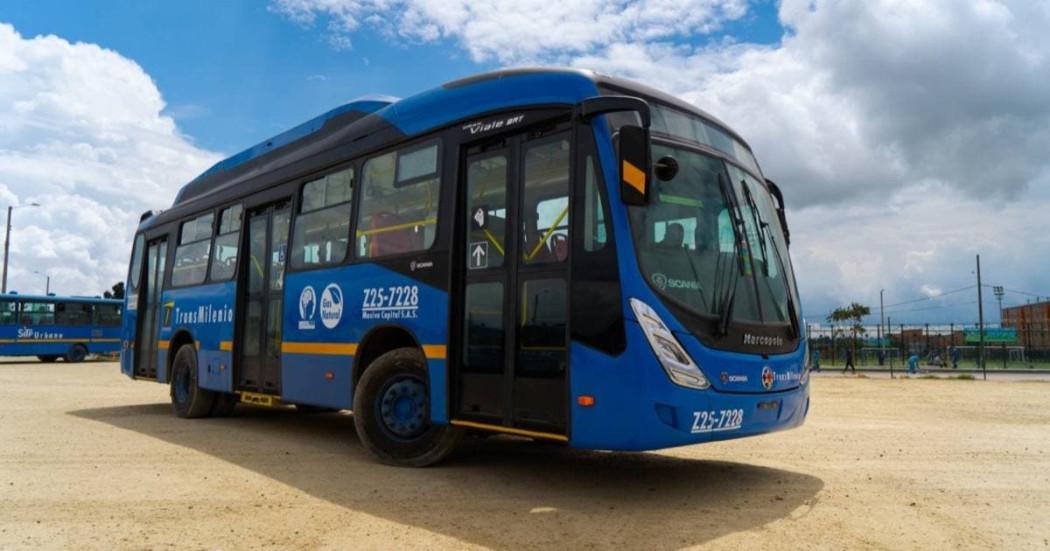 Foto de bus TransMiZonal o del SITP en Bogotá.