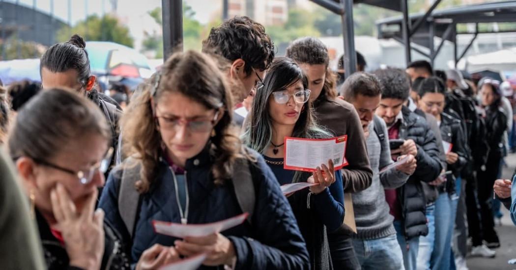 Trabajo sí hay Bogotá 300 vacantes en ferias miércoles 12 de noviembre de 2025