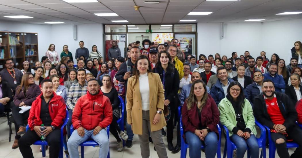Nueva alcaldesa, Catherine Chaves Hernández con su equipo de trabajo