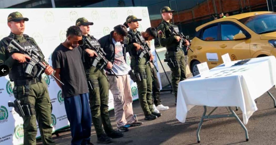 En la foto unos capturados por secuestro en Bogotá