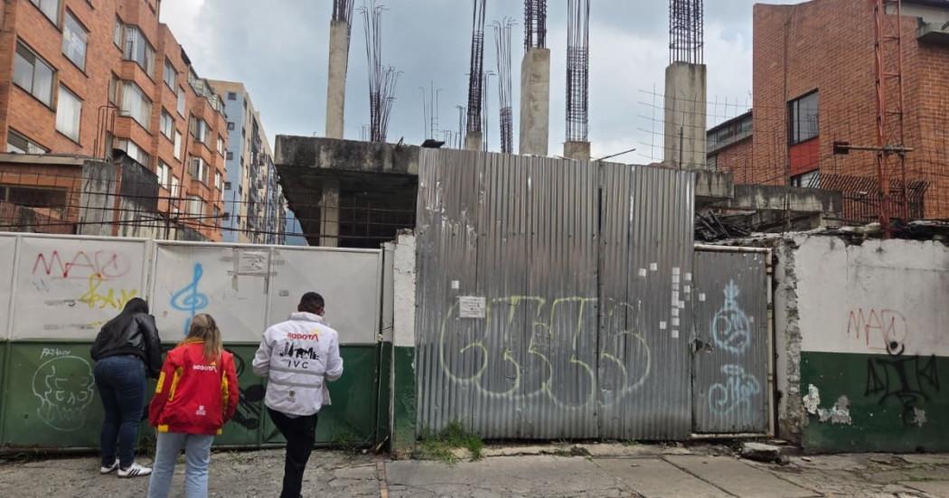 Foto de funcionarios de la Alcaldía Local de Usaquén y la Secretaría Distrital de Gobierno en controles a obras urbanísticas.