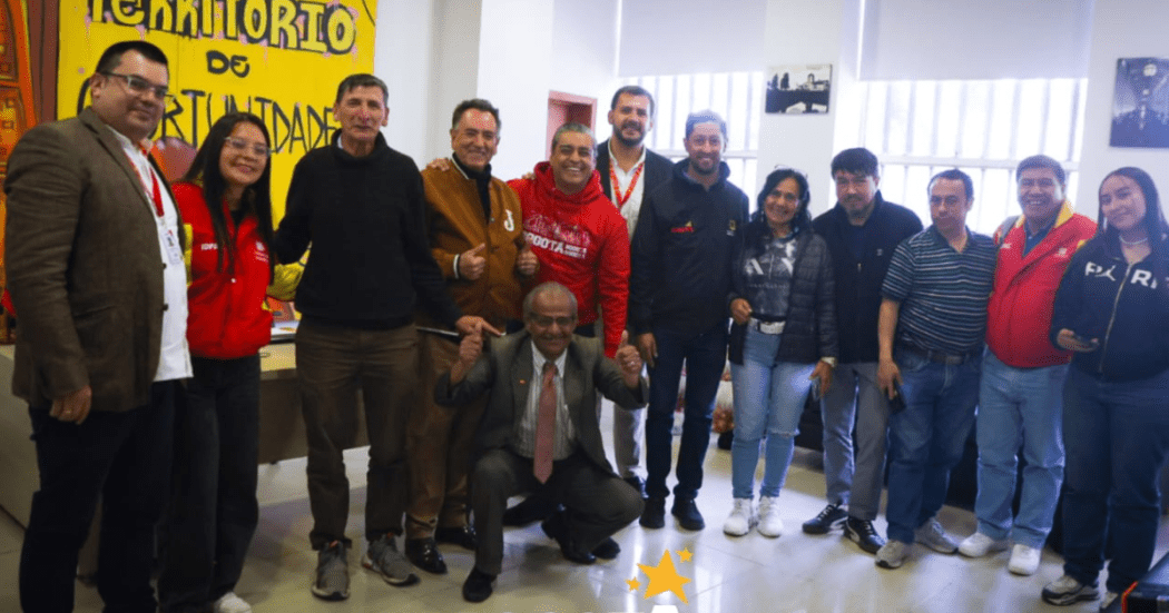 Foto de un grupo de periodistas de la localidad de San Cristóbal