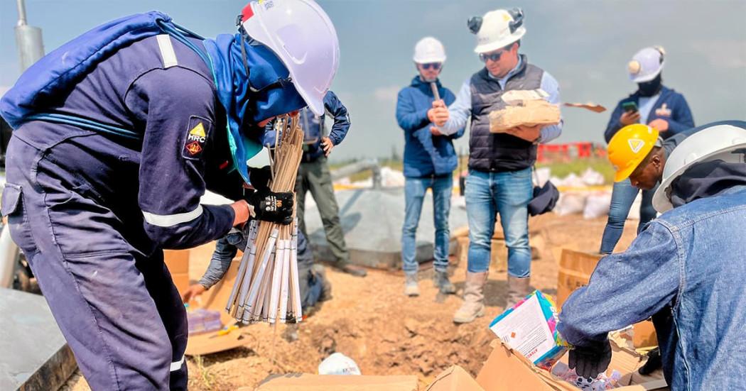 En la foto la destrucción de la pólvora