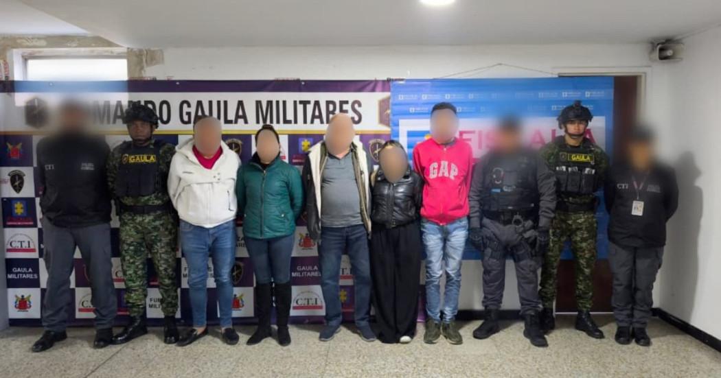 En la foto todos los detenidos por estafa 